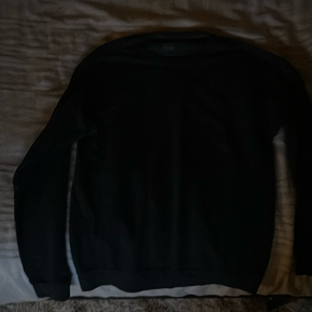 crew neck